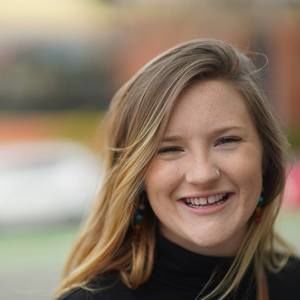 Meet your Posher, Charlotte